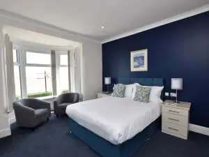 Kingsway Hotel.
