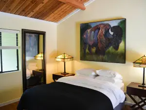 Indian Creek Inn