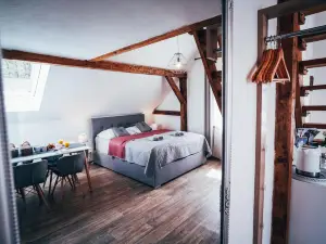 Trapani House & Camp