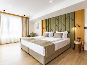 Natura All Seasons Boutique Hotel