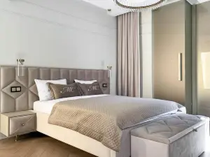 Monaco Premium Suites - New