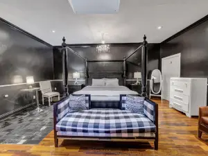 The Bloomfield Inn