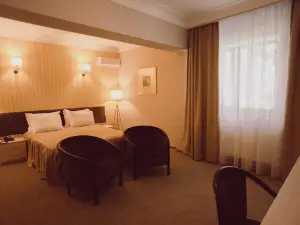 C&C Residence Hotel