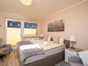 Gästehaus "Kleines Stadtidyll" -Zimmer Und Apartments by Hotel Holsteiner Hof-