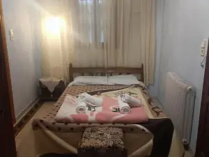 Karpouzis Guesthouse