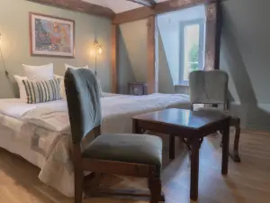 Karja Accommodation