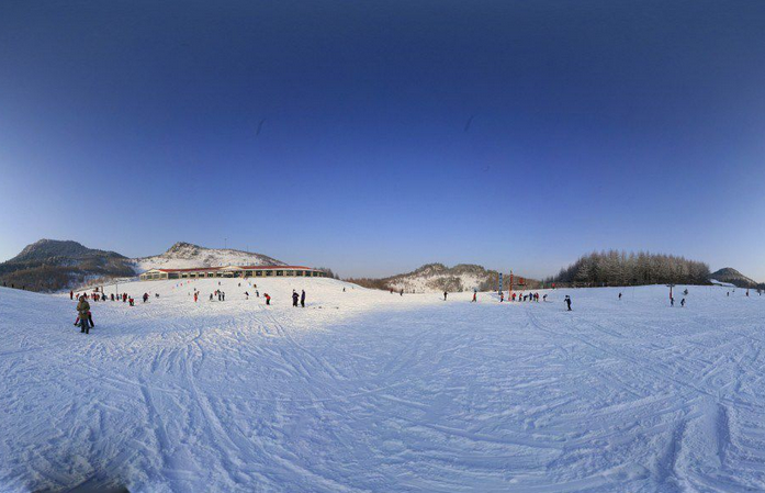 神农架国际滑雪场假日大酒店单板滑雪2小时