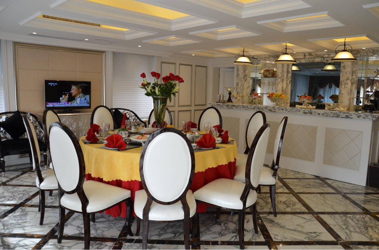 区-欧式会所                                               距离 1