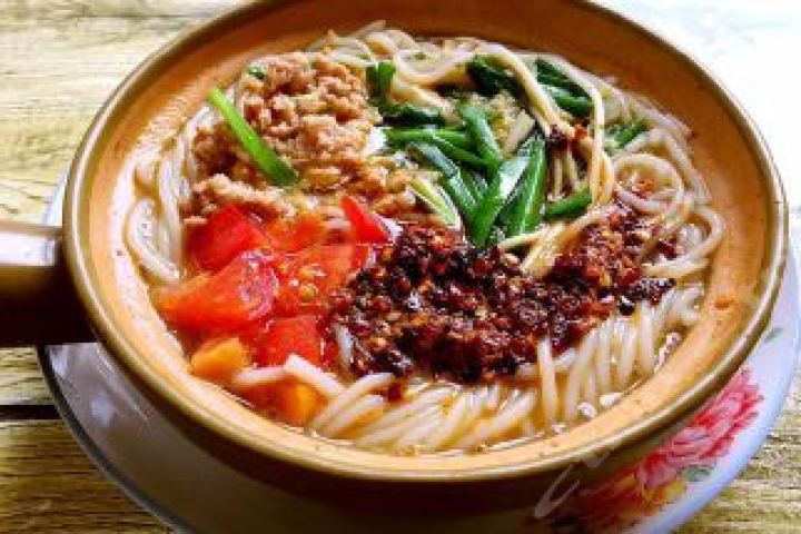 老昆明鲜肉米线馆
