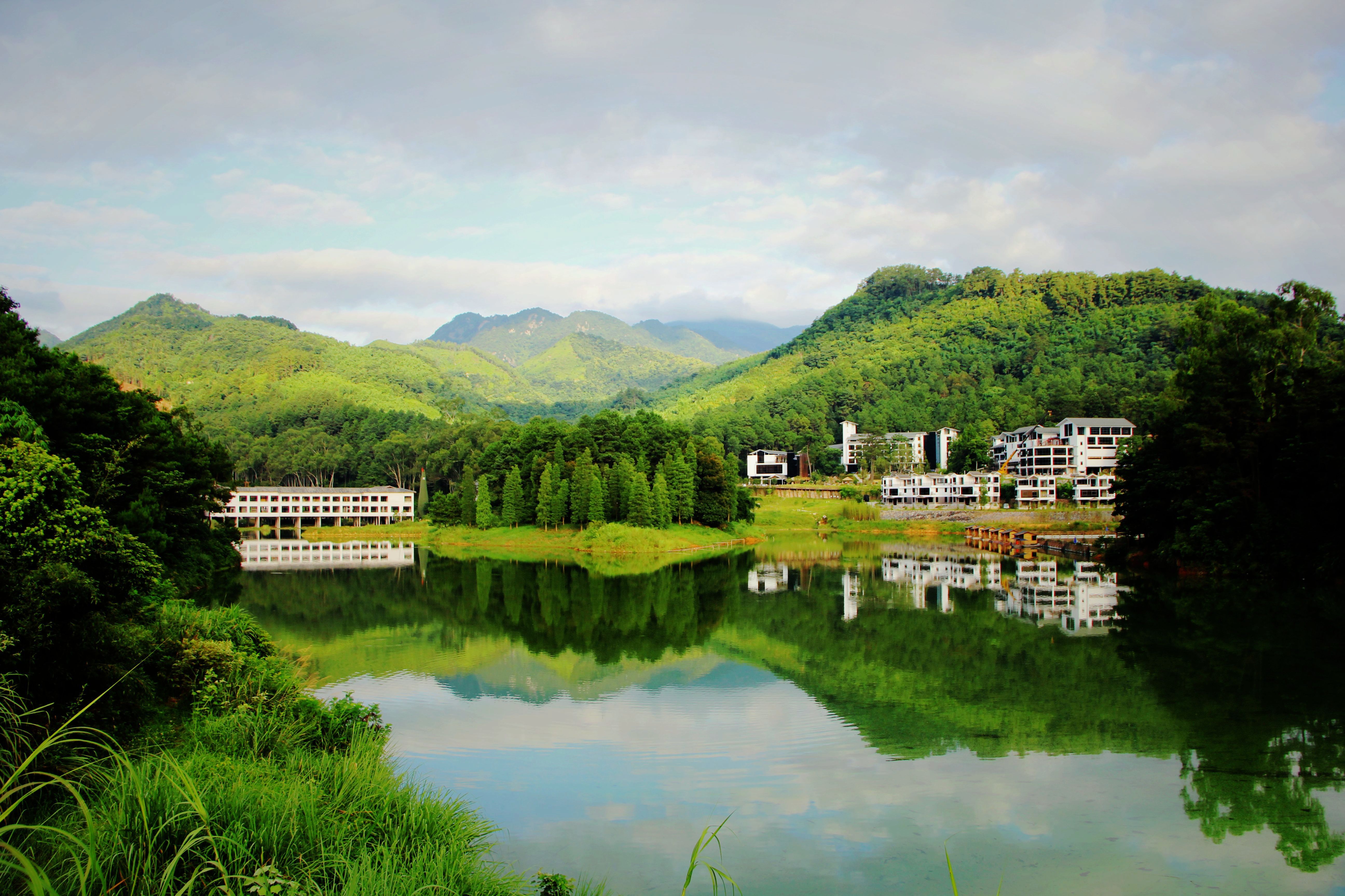 闽侯旗山森林温泉度假村(【平日含早】豪华双床房)