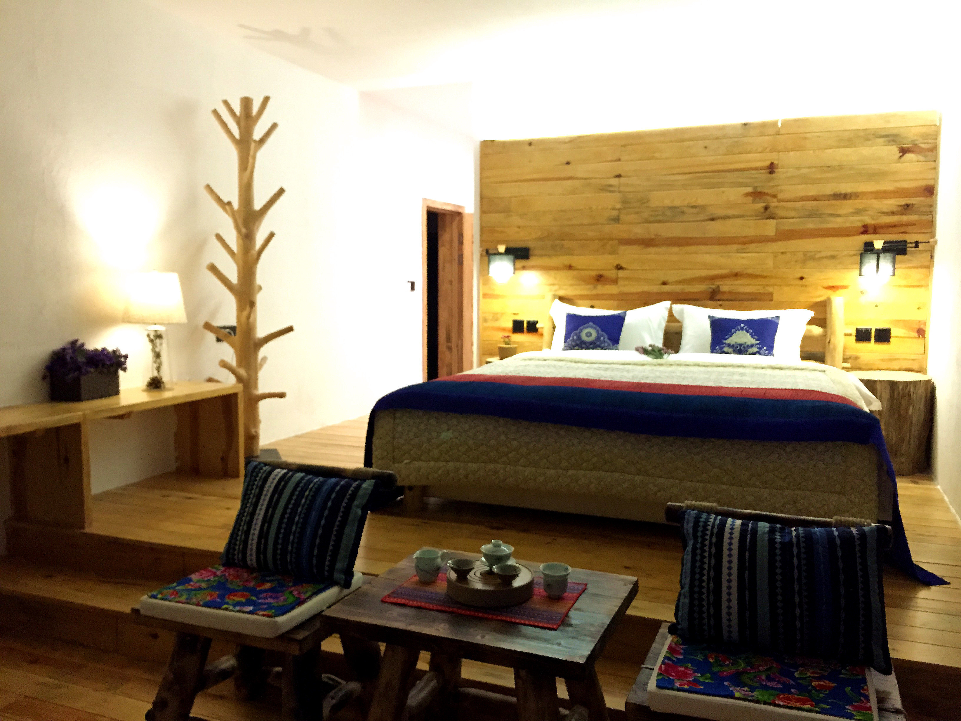 花窝窝客栈(元阳二号院店)-日出梯田大床房[含早]