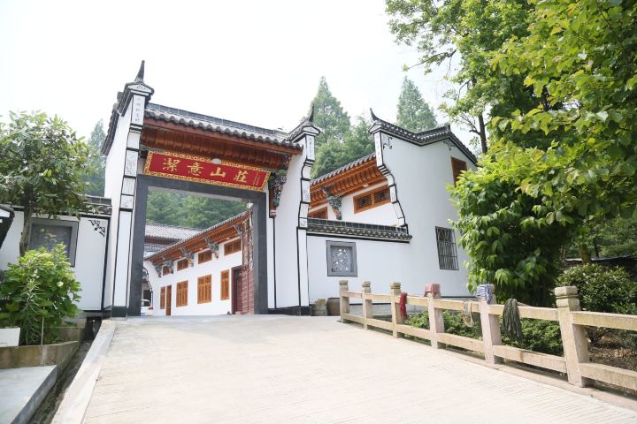 九华山洁意山庄-家庭房