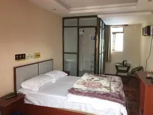 Kaifeng Hotel