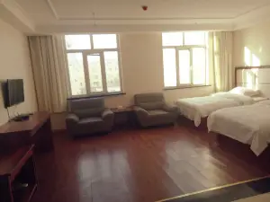 Hebuxel Zhenxing Yongqiang Business Hotel