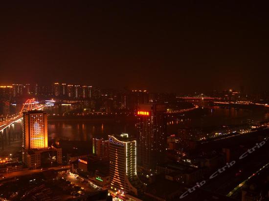 【携程攻略】重庆亿超眼镜(重庆爱成实体店)购