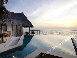 日5晚自由行(5钻)·斯航转机 2沙2水1晚马累 早