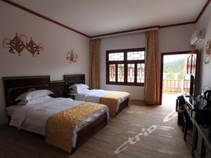 林芝鲁朗花海森林别墅度假村预订价格,联系电