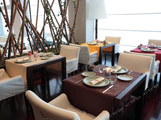 【携程攻略】博洛尼亚兰博基尼工厂与博物馆交