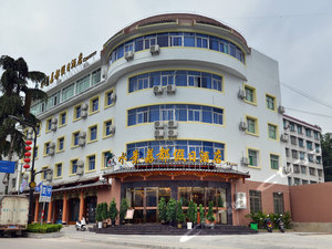 精选了112家荔波县林业局最近酒店,宾馆,青年旅舍,青年旅社,经济连锁