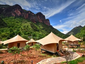 玉龙黎明帐篷营地预订价格,联系电话\位置地址