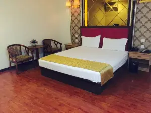 Yucheng Huilong Leisure Club