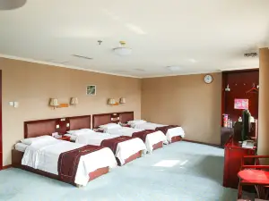 Huinan Yuzuo Business Hotel