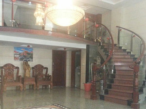 柳州市阳和工业新区古亭山中学(圣塘路)附近最