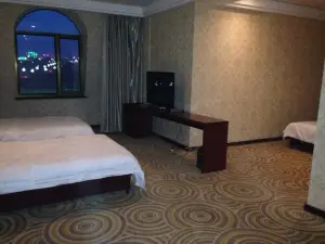Taipusi Qijinding Hotel