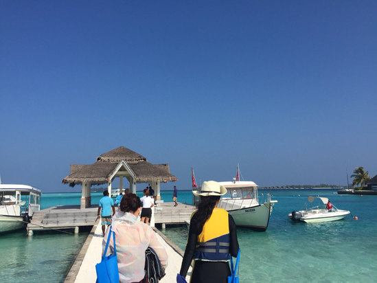 马尔代夫康杜玛假日酒店度假村预订及价格查询