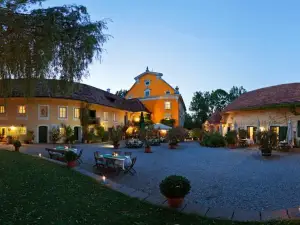 Schloss Gamlitz