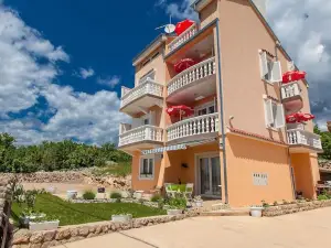 Apartments Villa Americana