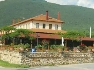 Hotel Kapsalis