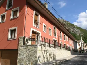 蓬特莫利納公寓