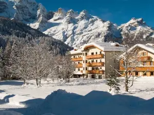 Hotel Edelweiss