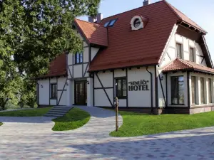 Hotel Senlīči