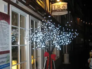 LR6餐廳酒店