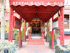 Tamasha Hotel