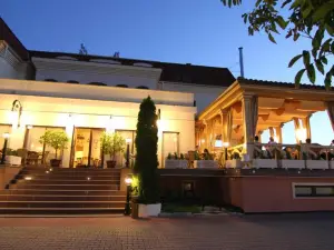 Hotel Clasic