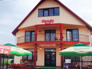 Candy Pensiune&Restaurant