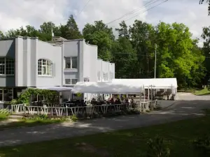 Nelijärve Holiday Centre