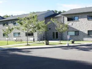 Residence & Conference Centre - Brockville