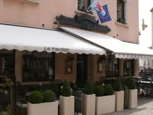 Le Pavillon