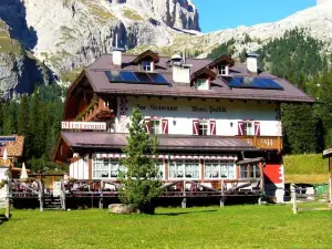 Rifugio Monti Pallidi