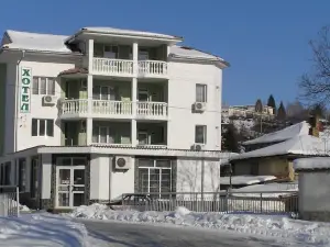 Karadzhovy Guest House