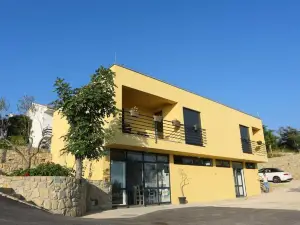 Odmoree Camp & Hostel