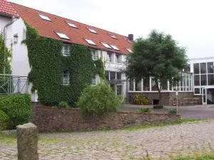 Hotel Bördehof, Direkt an der A2 & A14, Restaurant, Tagung, Individuell