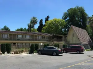 Discovery Inn