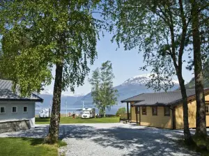 Kinsarvik Camping
