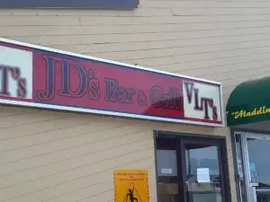 Red Deer Inn & Suites