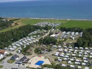 Svalereden Strand Camping Cottages